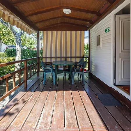 База отдыха B *